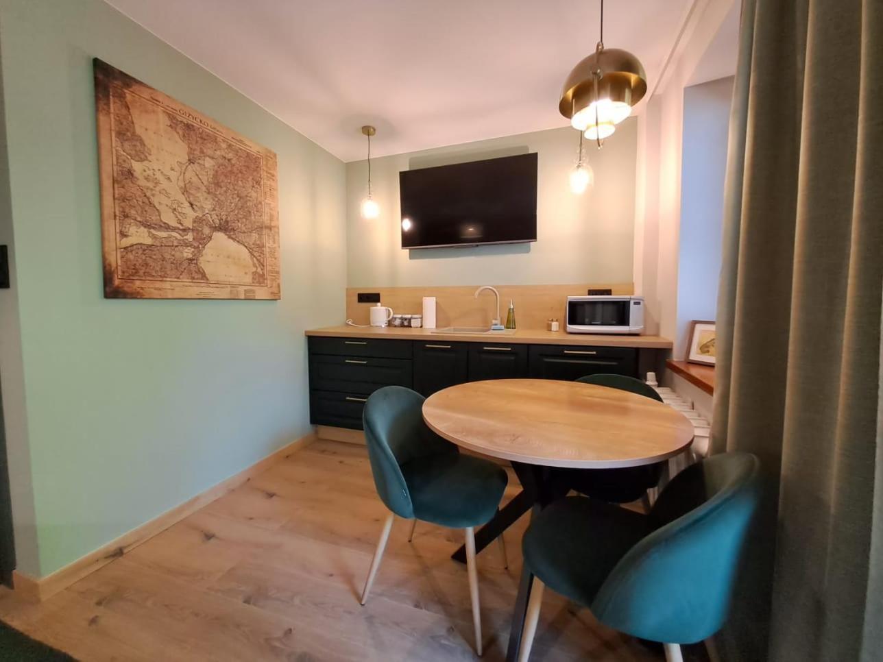 Dk Apartamenty Hotelove Гіжицько Екстер'єр фото