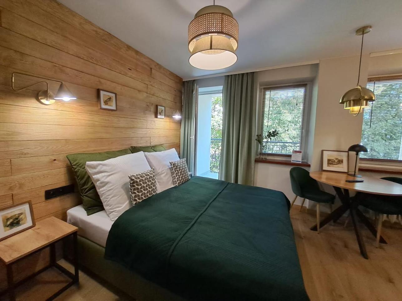 Dk Apartamenty Hotelove Гіжицько Екстер'єр фото
